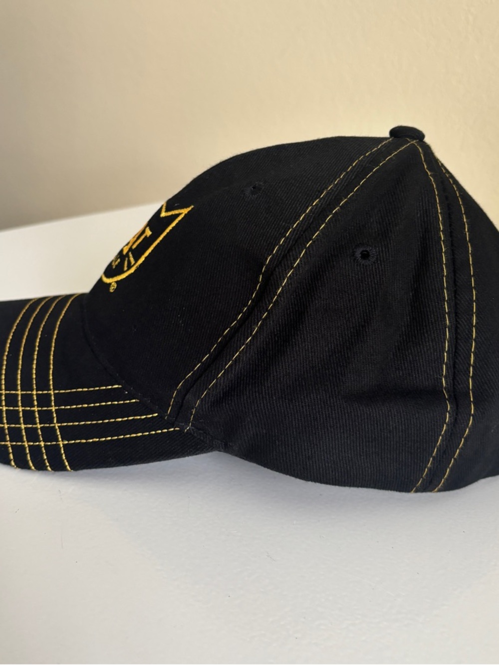 CAT Scale Denim Ball Cap Black/Yellow StrapBack Vintage EUC - Picture 2 of 8